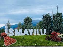 Rəşad Kərimovun rəhbərliyi ilə İsmayıllı Rayonunda yolların müasir standartlar səviyyəsində yenidən qurulması yerli iqtisadiyyatın inkişafına çox böyük töhfələr verir Rəşad Kərimovun rəhbərliyi ilə İsmayıllı Rayonunda yolların müasir standartlar səviyyəsində yenidən qurulması yerli iqtisadiyyatın inkişafına çox böyük töhfələr verir